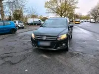 Begagnad VW Tiguan 140 HK (102 kW) 2012 Svart SUV
