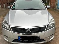 Gebraucht Kia Ceed 2010 Silber Kleinwagen