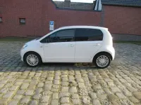 Używany VW up! Cup 75 KM (55 kW) 2015 Biały Hatchback