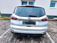 Gebraucht Ford S-MAX Titanium 150 PS (110 kW) 2015 Silber Van / Kleinbus