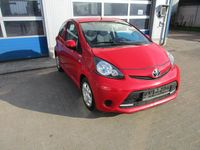 Gebraucht Toyota Aygo Cool 68 PS (50 kW) 2013 Rot Kleinwagen