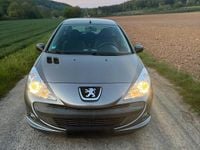 Gebraucht Peugeot 206+ 75 PS (55 kW) 2010 Kleinwagen