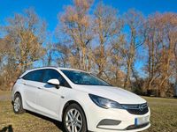 Gebraucht Opel Astra 95 PS (69 kW) 2016 Weiß Kombi