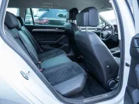 Gebraucht VW Passat Highline 150 PS (110 kW) 2019 Weiß Kombi