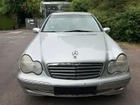 Gebraucht Mercedes C220 Elegance 143 PS (105 kW) 2003 Silber Limousine