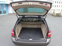 Gebraucht Mercedes E220 Elegance 170 PS (125 kW) 2010 Grau Kombi