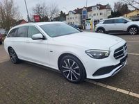 Gebraucht Mercedes E300 305 PS (224 kW) 2021 Weiß Kombi