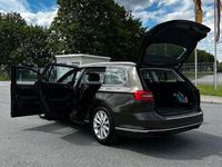 Gebraucht VW Passat Highline 150 PS (110 kW) 2015 Braun Kombi