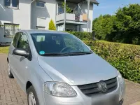 Gebraucht VW Fox 60 PS (44 kW) 2011 Grau Kleinwagen