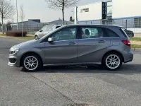 Gebraucht Mercedes B200 AMG line 156 PS (114 kW) 2017 Grau Kleinwagen