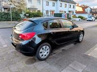 Gebraucht Opel Astra Edition 140 PS (102 kW) 2012 Schwarz Kombi