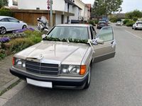 gebraucht Mercedes 190 Schmuckstück mit Schiebedach