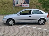 Gebraucht Opel Astra 75 PS (55 kW) 1998 Silber Limousine