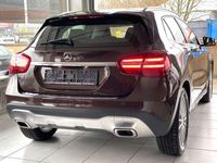 gebraucht Mercedes GLA180 Aut. Exklusiv LED/Leder/Navi /Facelift!