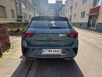 Gebraucht VW T-Roc R-line 150 PS (110 kW) 2023 Blau SUV