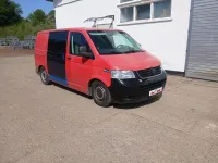 Gebraucht VW Transporter 105 PS (77 kW) 2004 Rot Van