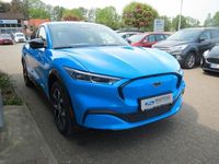 Gebraucht Ford Mustang Mach-E Premium 258 kW (351 PS) 2023 Grabber blue SUV