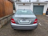 Gebraucht Mercedes C180 154 PS (113 kW) 2011 Grau Limousine