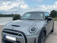 Gebraucht Mini Cooper SE Classic 135 kW (184 PS) 2023 Silber Kleinwagen