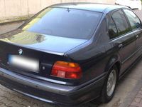 Gebraucht BMW 528 193 PS (141 kW) 1997 Blau Limousine