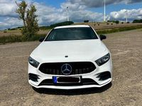 Gebraucht Mercedes A180 116 PS (85 kW) 2019 Weiß Kleinwagen