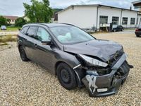 Gebraucht Ford Focus Business Edition 120 PS (88 kW) 2015 Grau metallic Kombi