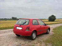 Gebraucht Toyota Starlet 75 PS (55 kW) 1998 Rot Kleinwagen