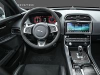 Gebraucht Jaguar XE 600 PS (441 kW) 2019 Fuji white Limousine