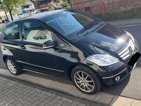 Gebraucht Mercedes A160 95 PS (69 kW) 2010 Schwarz Kleinwagen