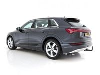 Gebraucht Audi e-tron 264 kW (360 PS) 2019 Grau SUV