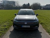 Gebraucht VW Passat Highline 193 PS (141 kW) 2018 Grau Kombi
