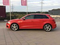 Gebraucht Audi A3 S-Line 131 PS (96 kW) 2019 Rot Limousine
