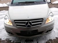 Gebraucht Mercedes B200 193 PS (141 kW) 2010 Weiß Van / Kleinbus