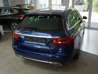 Gebraucht Mercedes C300e 211 PS (155 kW) 2020 Brillantblau Kombi