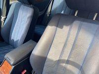 Gebraucht Mercedes E280 Classic 193 PS (141 kW) 1995 Blau Limousine