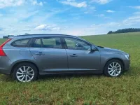 Gebraucht Volvo V60 150 PS (110 kW) 2016 Silber Kombi