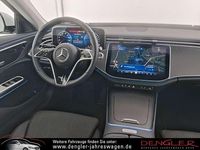 Gebraucht Mercedes E300 Advanced 204 PS (150 kW) 2024 Opalithweiß bright Kombi