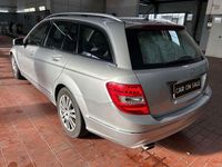 Gebraucht Mercedes C250 204 PS (150 kW) 2011 Silber Kombi