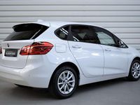 Gebraucht BMW 218 Advantage 136 PS (100 kW) 2017 Mineralweiß metallic Van / Kleinbus