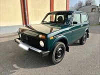 Gebraucht Lada niva 83 PS (61 kW) 2009 Grün SUV