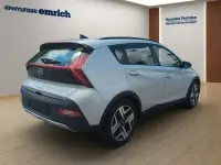Gebraucht Hyundai Bayon Intro Edition 101 PS (74 kW) 2021 Sleek silver SUV