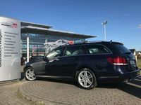 Gebraucht Mercedes E350 Avantgarde 252 PS (185 kW) 2013 Blau metallic Kombi