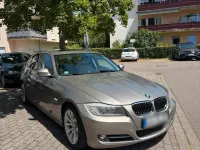 Gebraucht BMW 318 Lifestyle 143 PS (105 kW) 2011 Beige Limousine