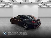 Gebraucht BMW 320 Sport Line 190 PS (139 kW) 2023 Schwarz Limousine