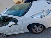 Gebraucht Peugeot 207 73 PS (53 kW) 2009 Weiß Limousine