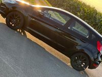 Gebraucht Ford Fiesta 95 PS (69 kW) 2014 Schwarz Kleinwagen