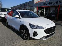 Gebraucht Ford Focus Style 125 PS (91 kW) 2022 Weiß Kombi
