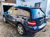 Gebraucht Mercedes ML350 272 PS (200 kW) 2008 Blau SUV