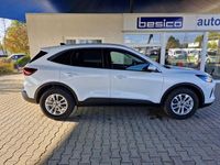 Gebraucht Ford Kuga Titanium 150 PS (110 kW) 2024 Frostweiß SUV