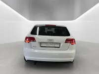 Gebraucht Audi A3 Comfort 102 PS (75 kW) 2010 Weiß Kleinwagen